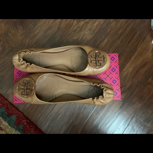 Tory Burch flats for sale. - Picture 2 of 4